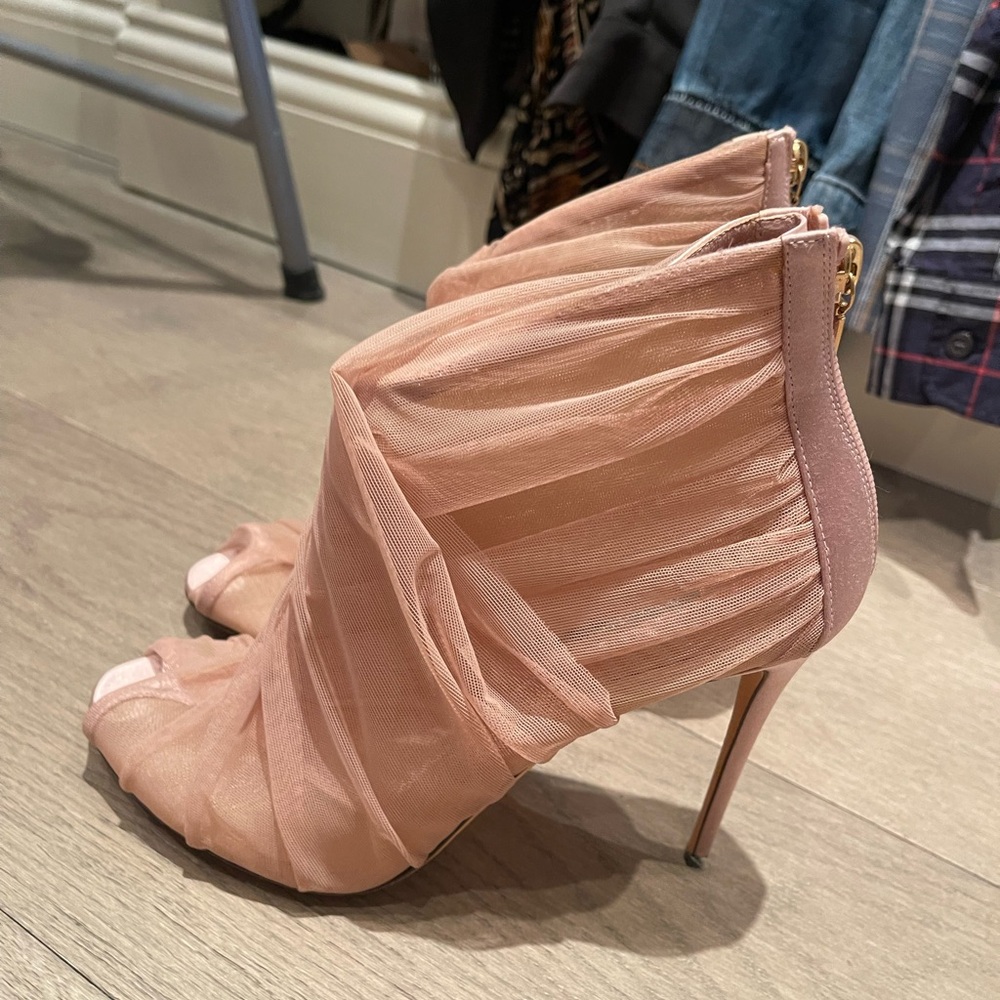 Dolce & gabbana light pink open toe heel 👠
